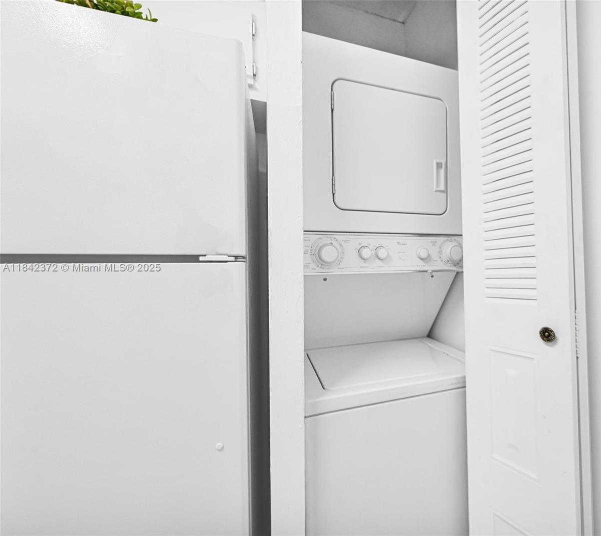 Small Image of 9159 SOUTH WEST 141ST PL #9159, Miami Number 14