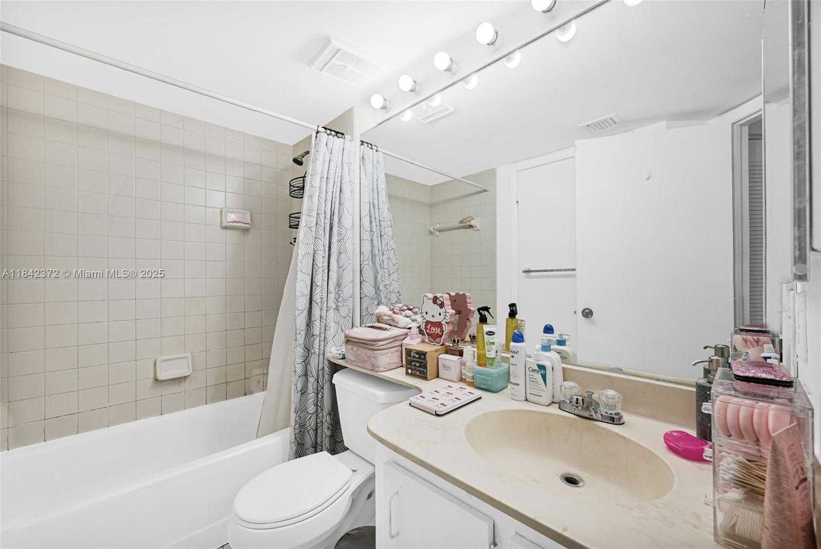 Small Image of 9159 SOUTH WEST 141ST PL #9159, Miami Number 18