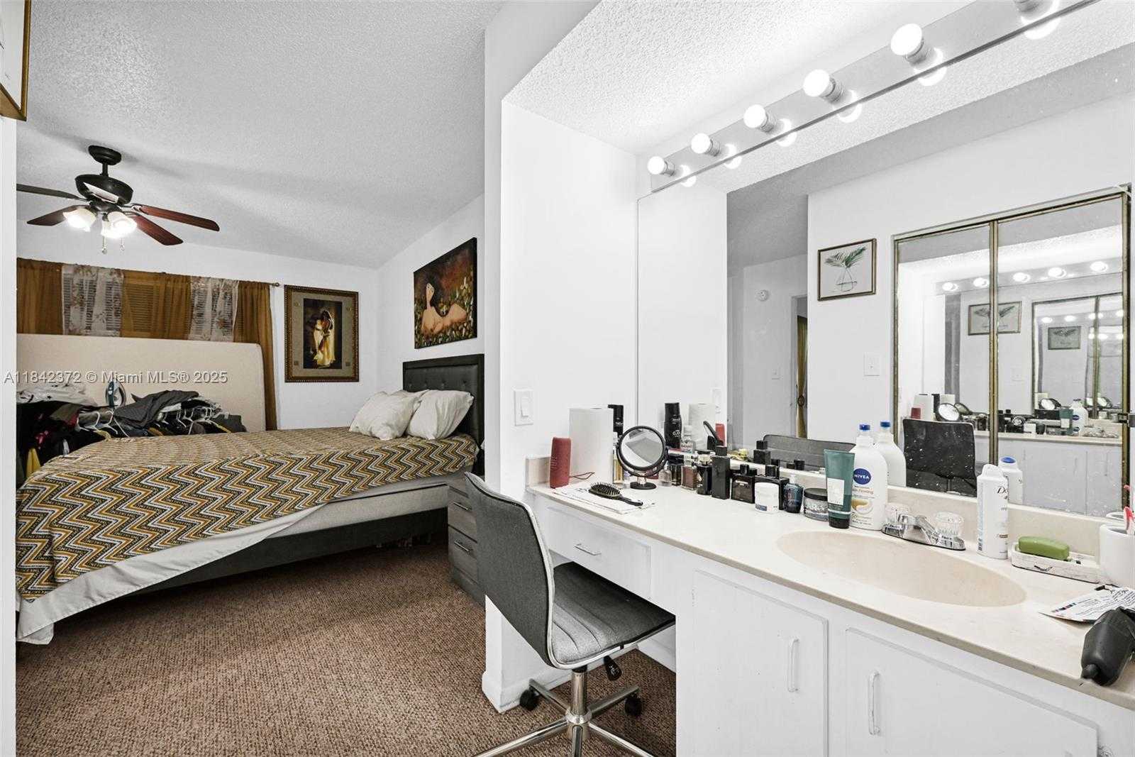 Small Image of 9159 SOUTH WEST 141ST PL #9159, Miami Number 21