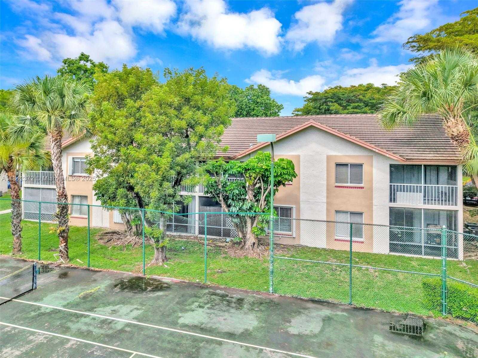 Small Image of 9159 SOUTH WEST 141ST PL #9159, Miami Number 28