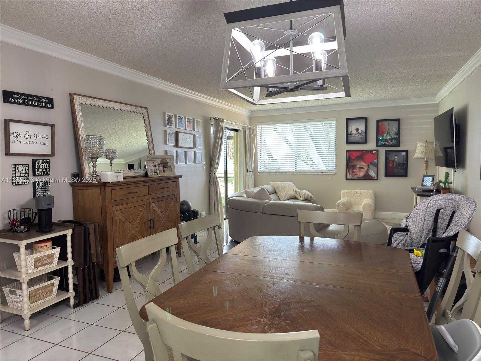 Small Image of 185 LAKEVIEW DR #101, Weston Number 14