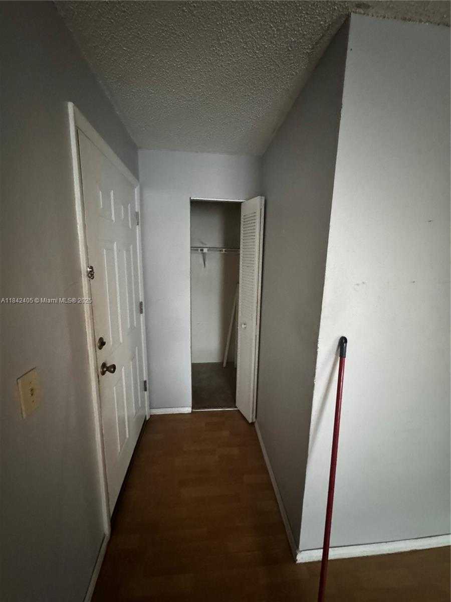 Small Image of 1227 SOUTH WEST 46TH AVE #314, Pompano Beach Number 7