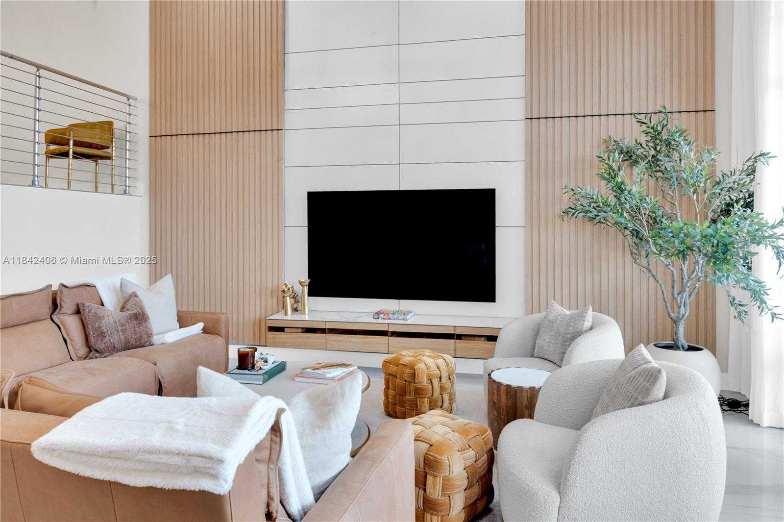 Small Image of 3907 NORTH EAST 170TH ST #3907, North Miami Beach Number 5