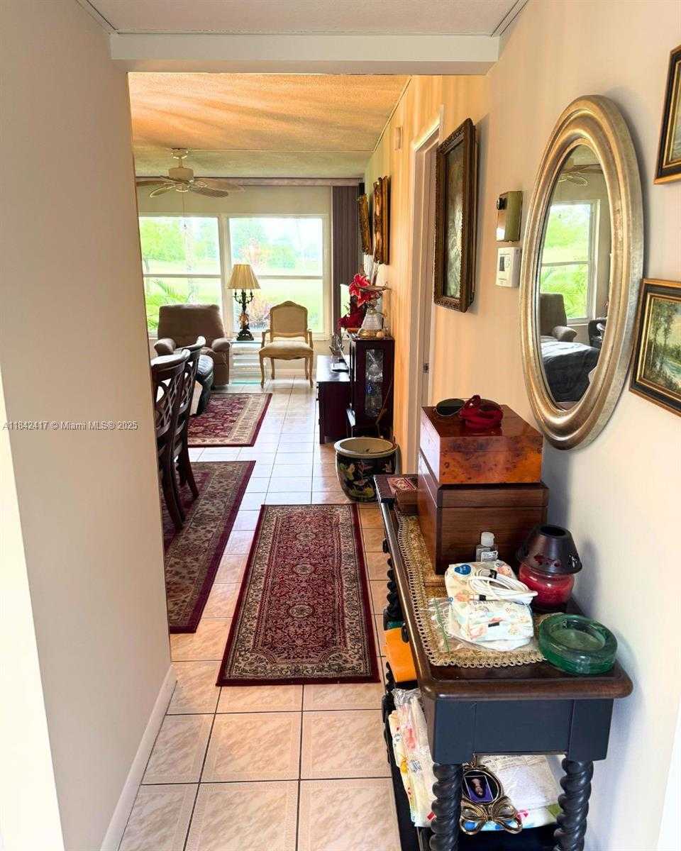 Small Image of 7787 Golf Cir Dr, Margate, FL 33063, USA Number 11