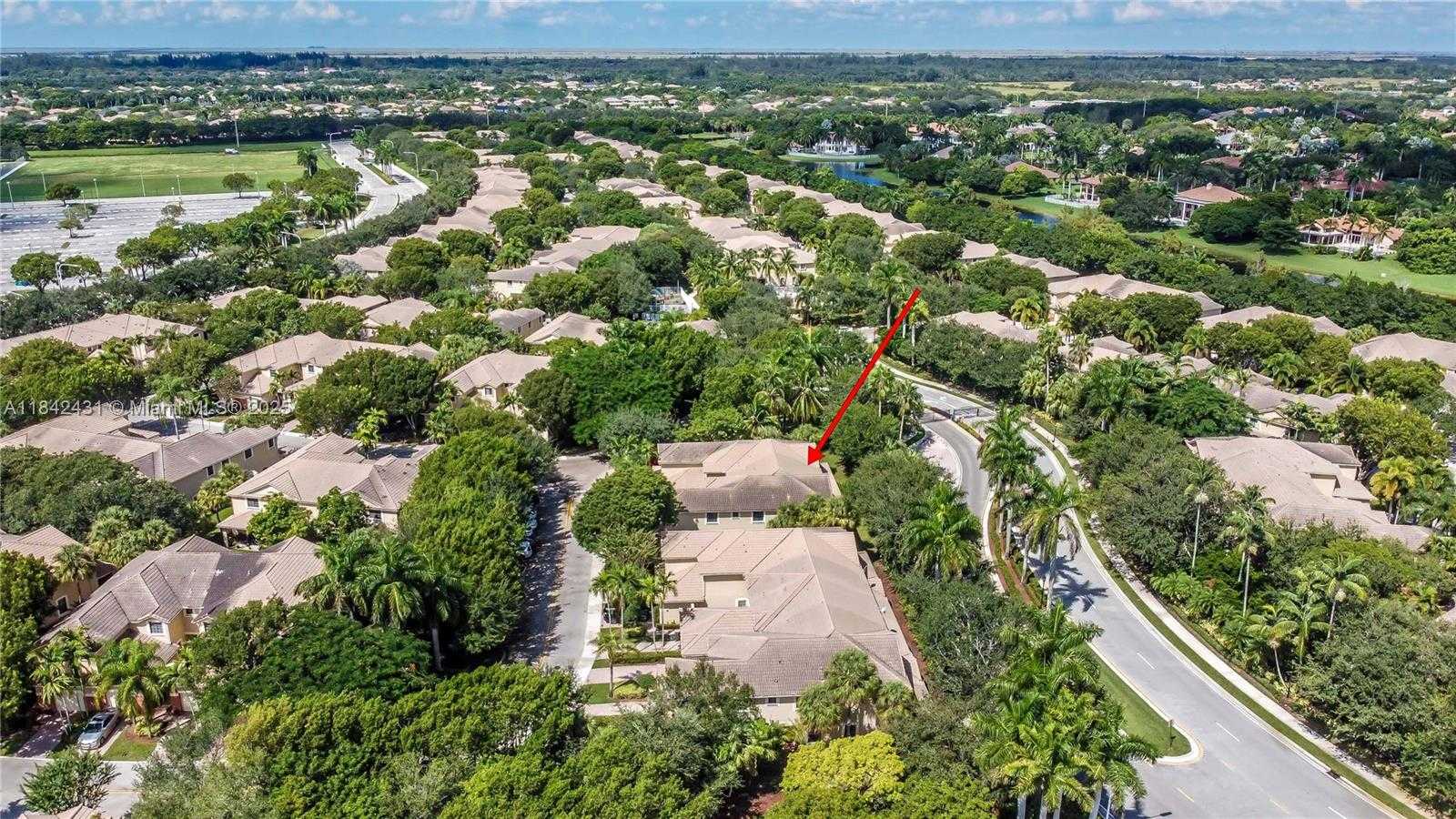 Small Image of 4333 VINEYARD CIR, Weston Number 29