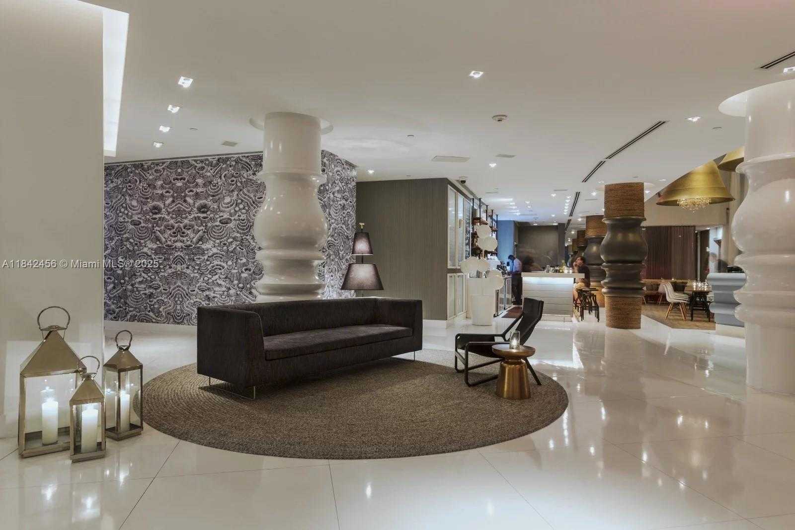 Small Image of 1100 WEST AVE #419, Miami Beach Number 2