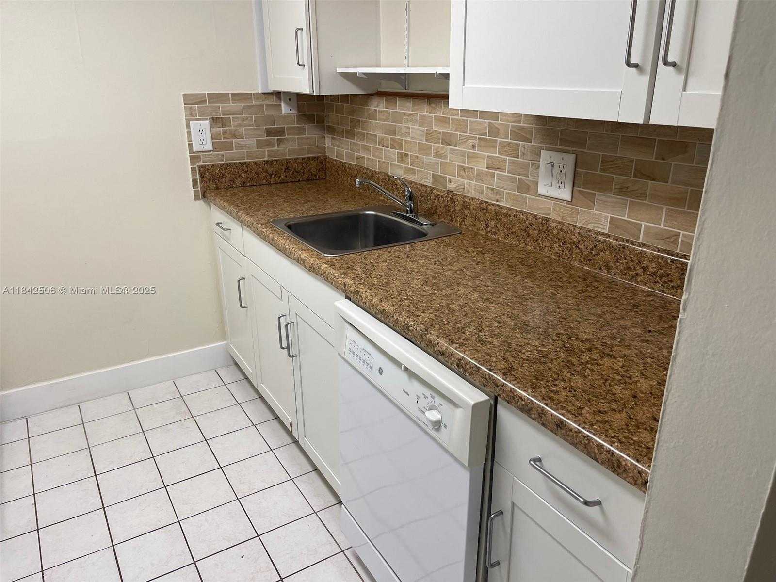 Small Image of 14221 NORTH KENDALL DR #209C, Miami Number 2