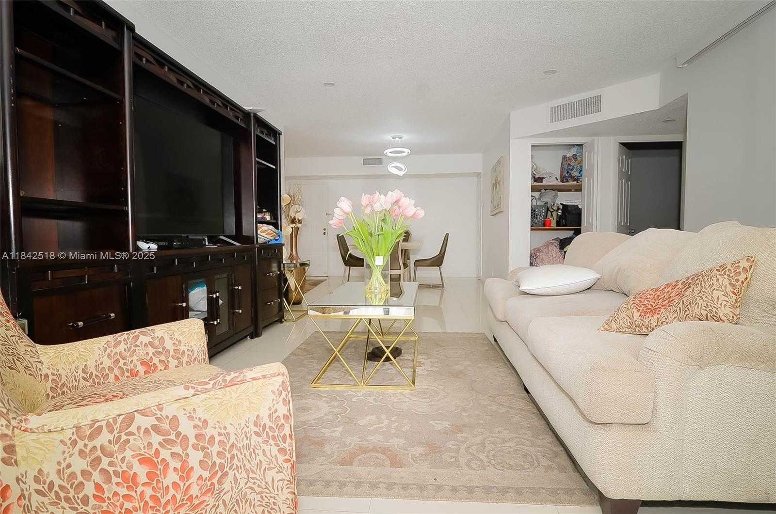 Small Image of 6301 NORTH FALLS CIR DR #307, Lauderhill Number 12