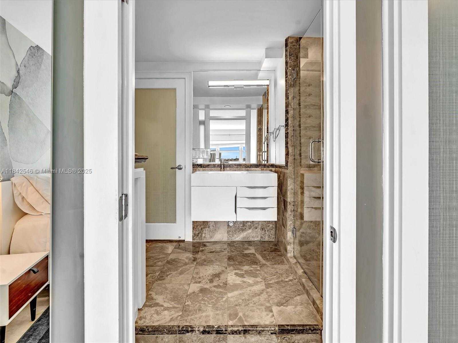 Small Image of 1881 WASHINGTON AVE #10G, Miami Beach Number 21