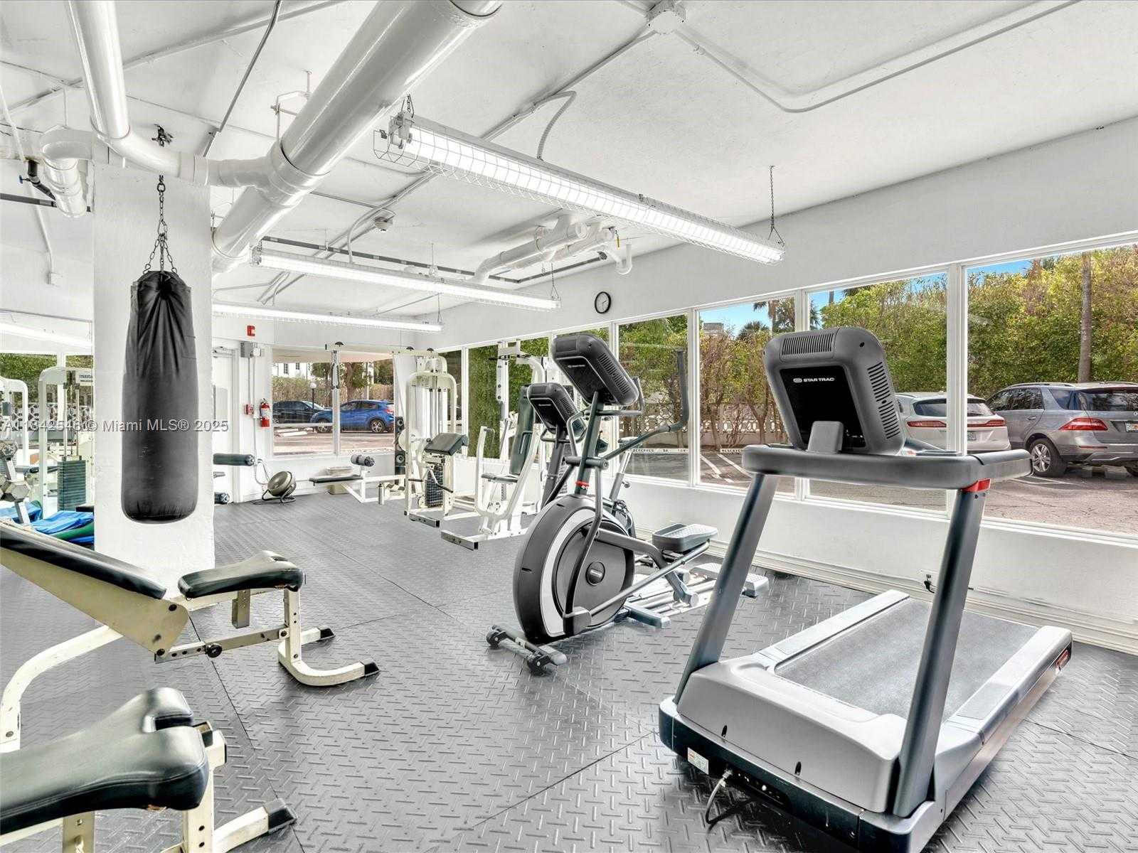 Small Image of 1881 WASHINGTON AVE #10G, Miami Beach Number 26