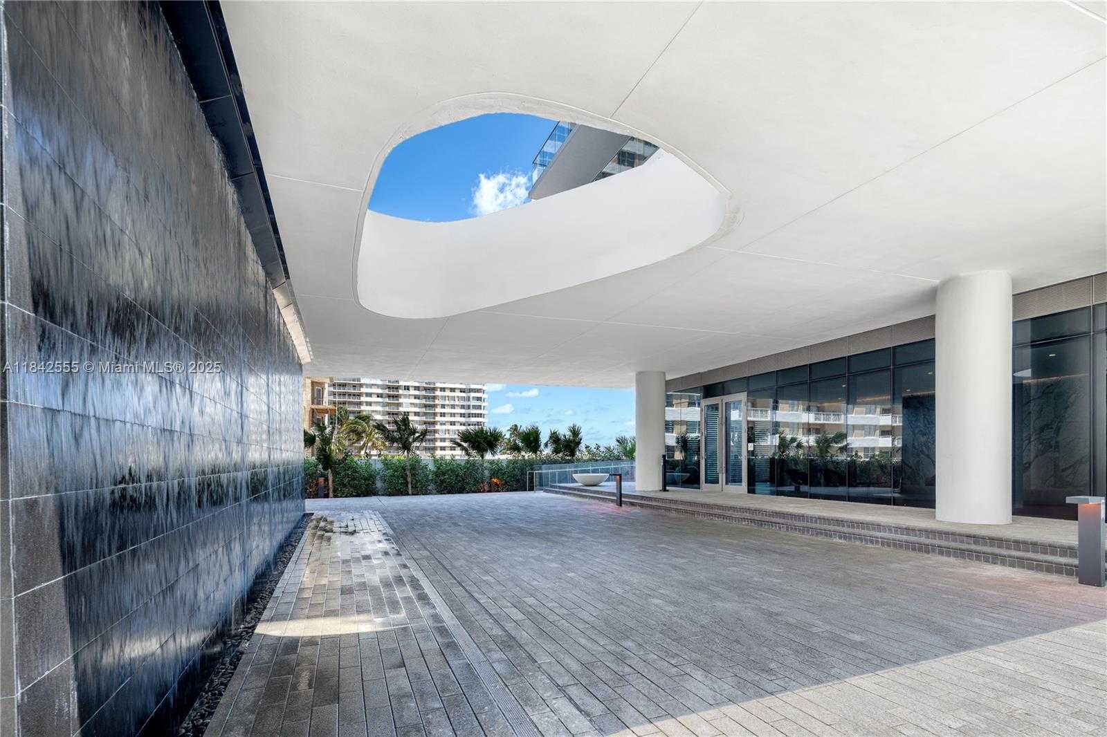 Small Image of 2000 SOUTH OCEAN DRIVE #32A, Hallandale Beach Number 3