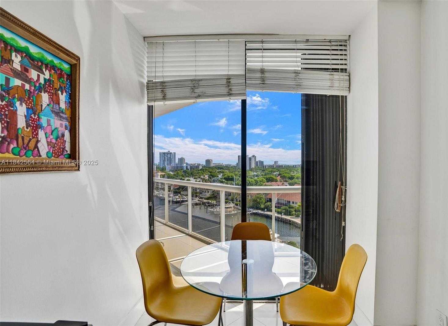 Small Image of 3610 YACHT CLUB DR #909, Aventura Number 14