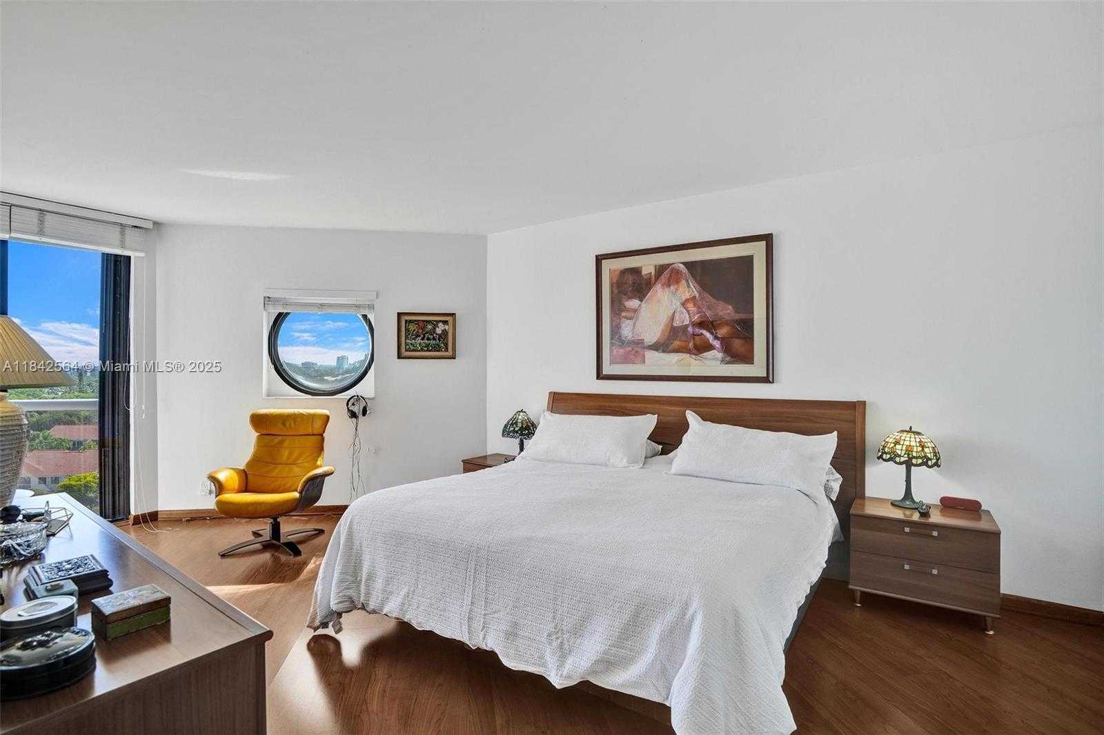 Small Image of 3610 YACHT CLUB DR #909, Aventura Number 16