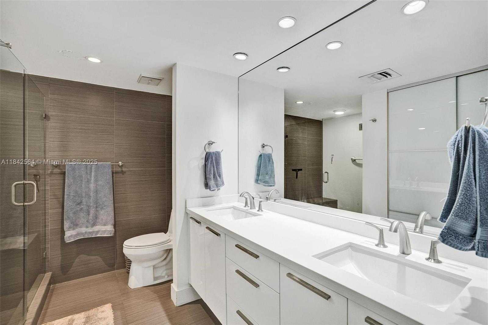 Small Image of 3610 YACHT CLUB DR #909, Aventura Number 20