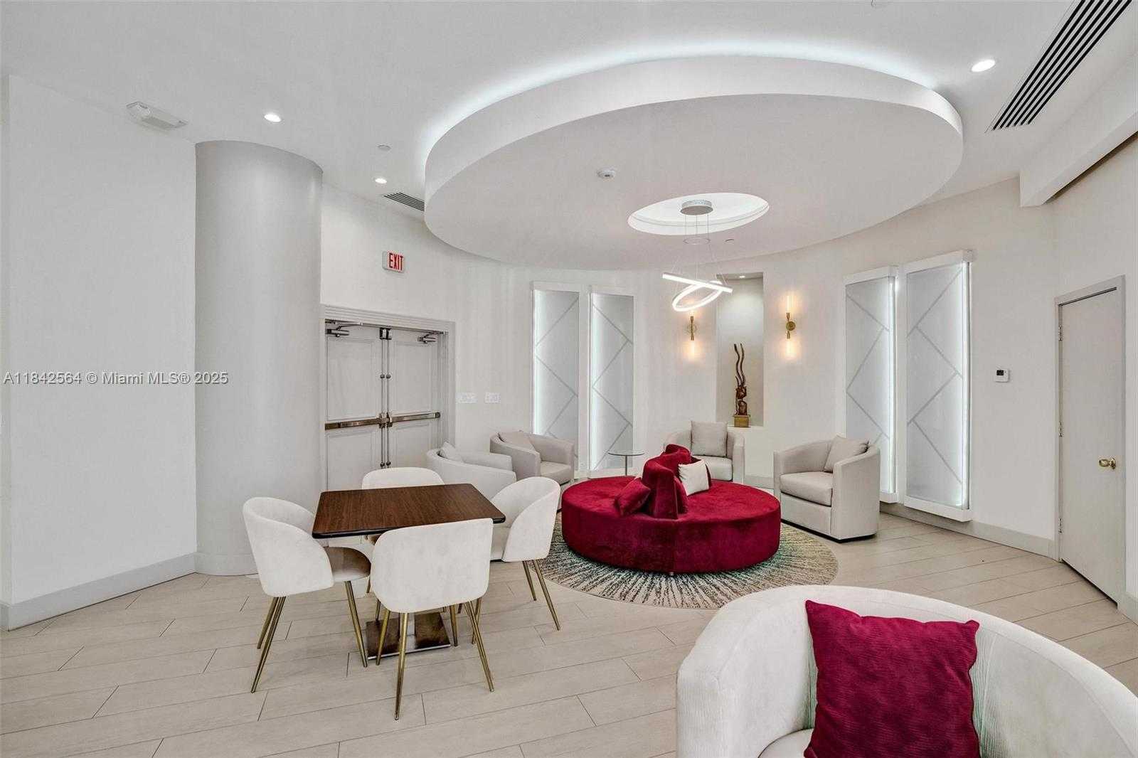 Small Image of 3610 YACHT CLUB DR #909, Aventura Number 36