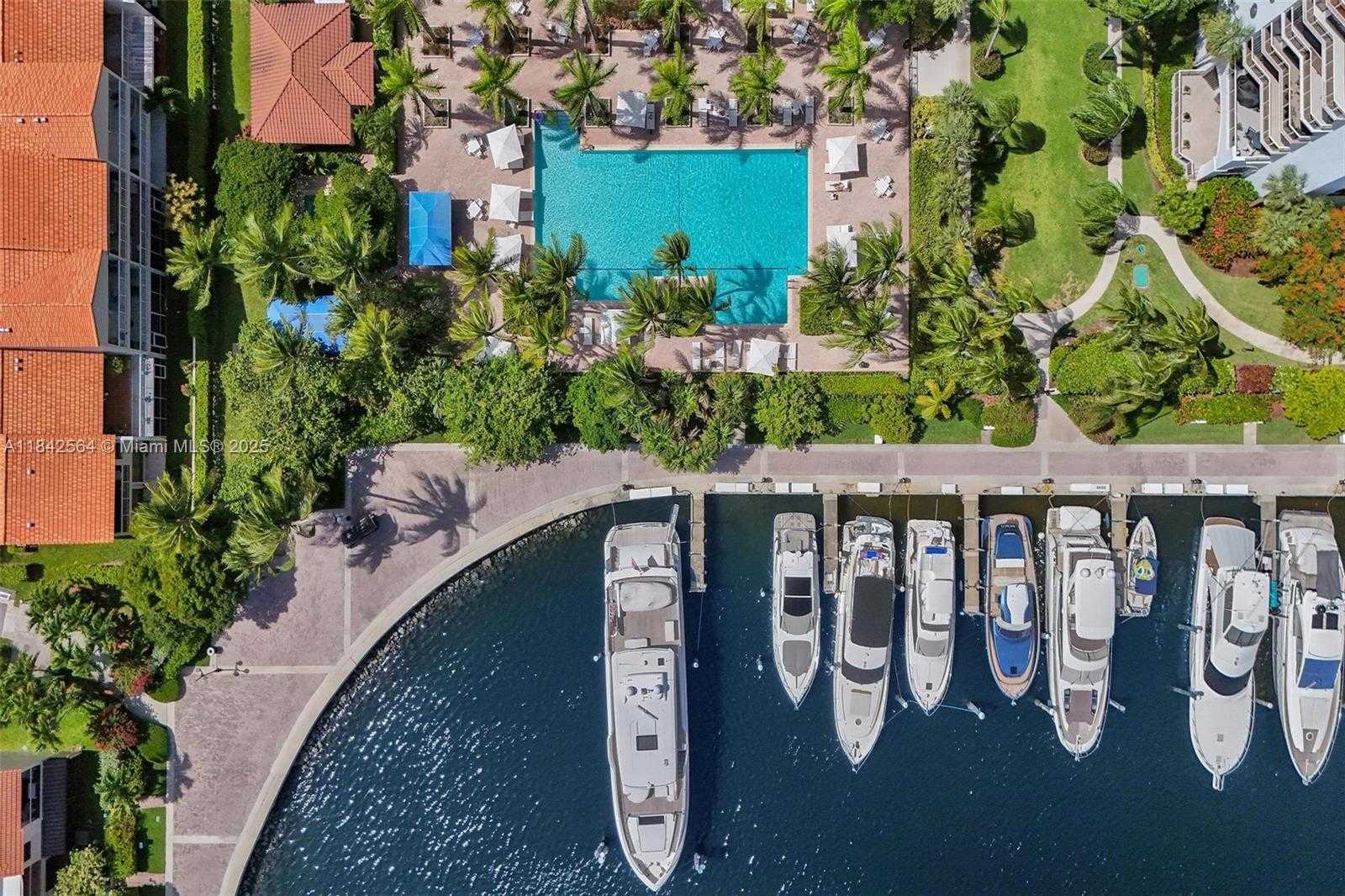 Small Image of 3610 YACHT CLUB DR #909, Aventura Number 53