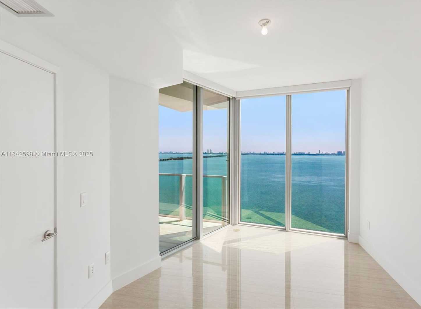 Small Image of 2900 NORTH EAST 7TH AVE #1506, Miami Number 2