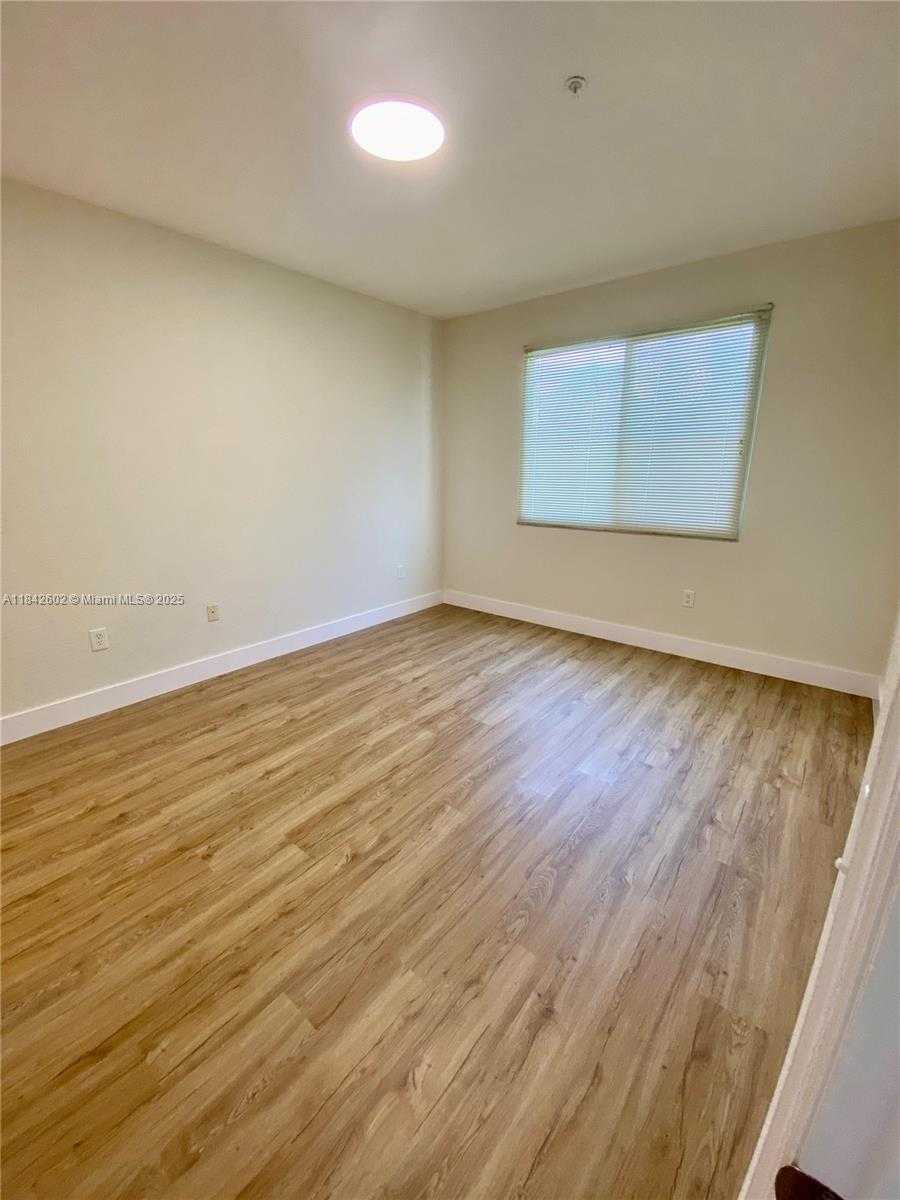 Small Image of 11032 LEGACY DR #305, Palm Beach Gardens Number 28