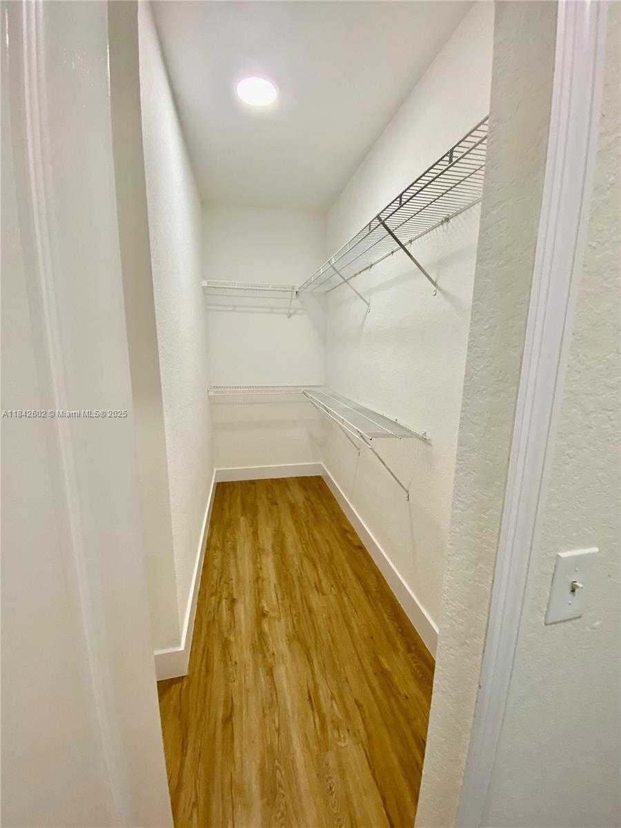 Small Image of 11032 LEGACY DR #305, Palm Beach Gardens Number 30