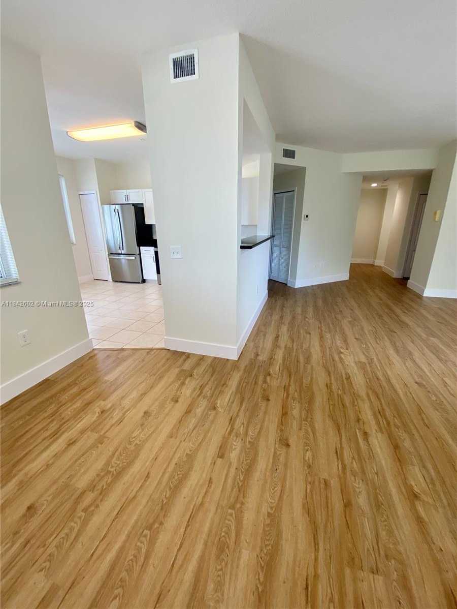 Small Image of 11032 LEGACY DR #305, Palm Beach Gardens Number 43