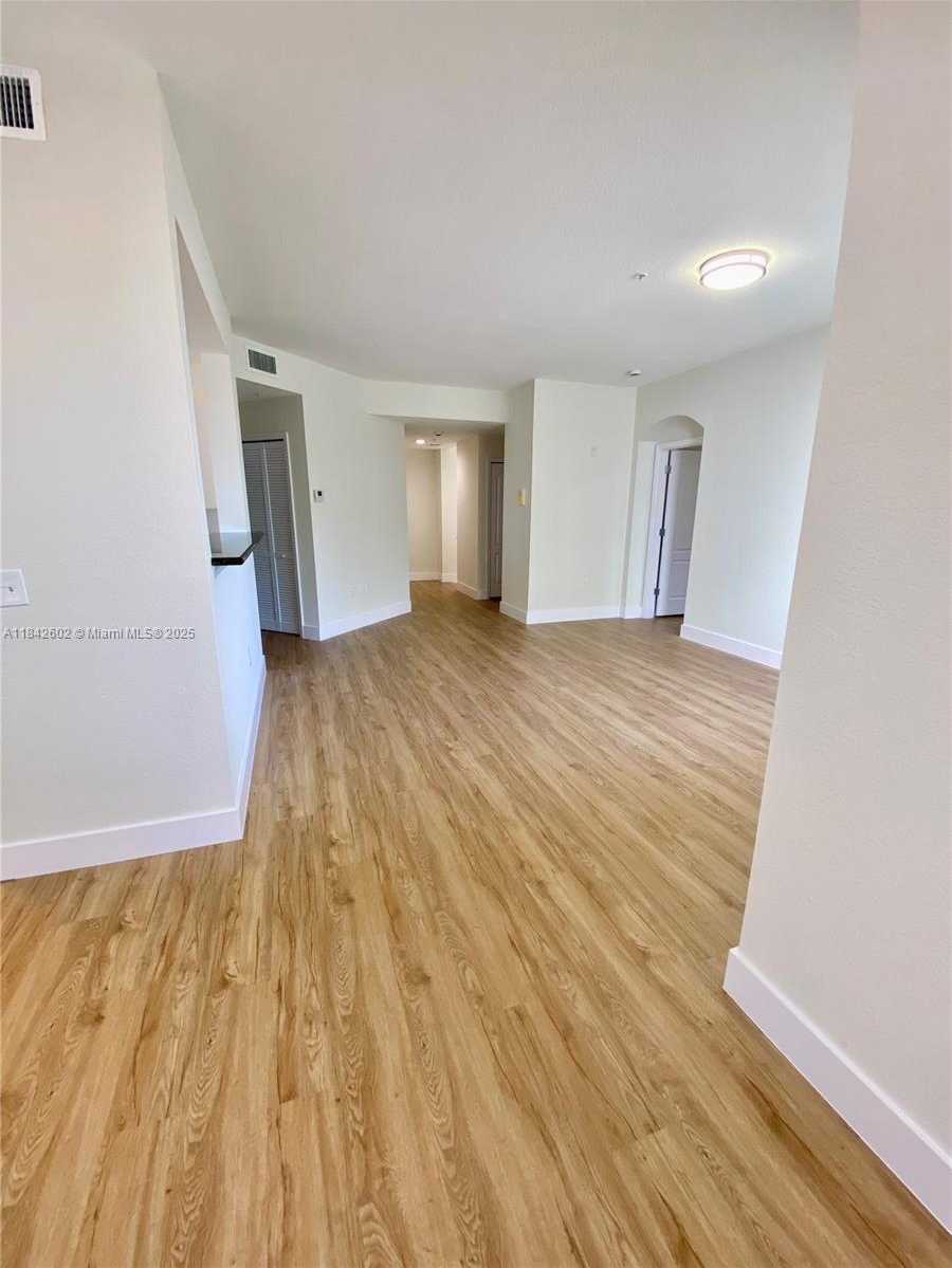 Small Image of 11032 LEGACY DR #305, Palm Beach Gardens Number 44