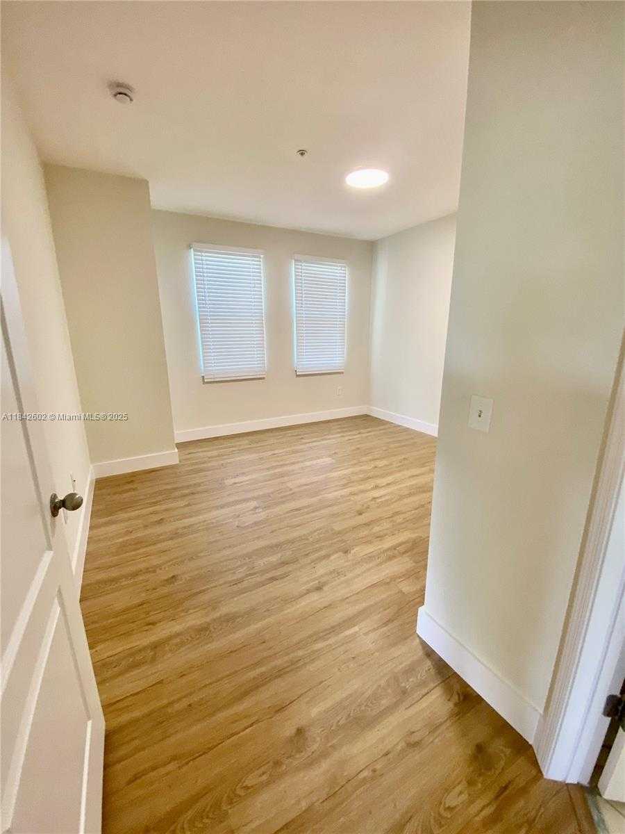 Small Image of 11032 LEGACY DR #305, Palm Beach Gardens Number 48