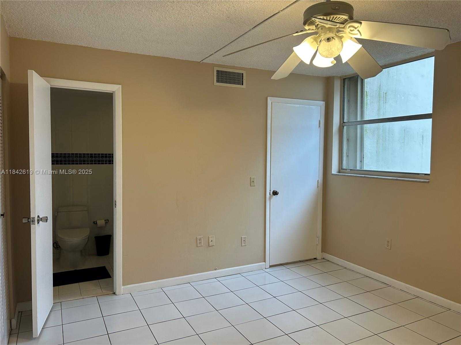 Small Image of 9411 SOUTH WEST 4TH ST #202, Miami Number 7