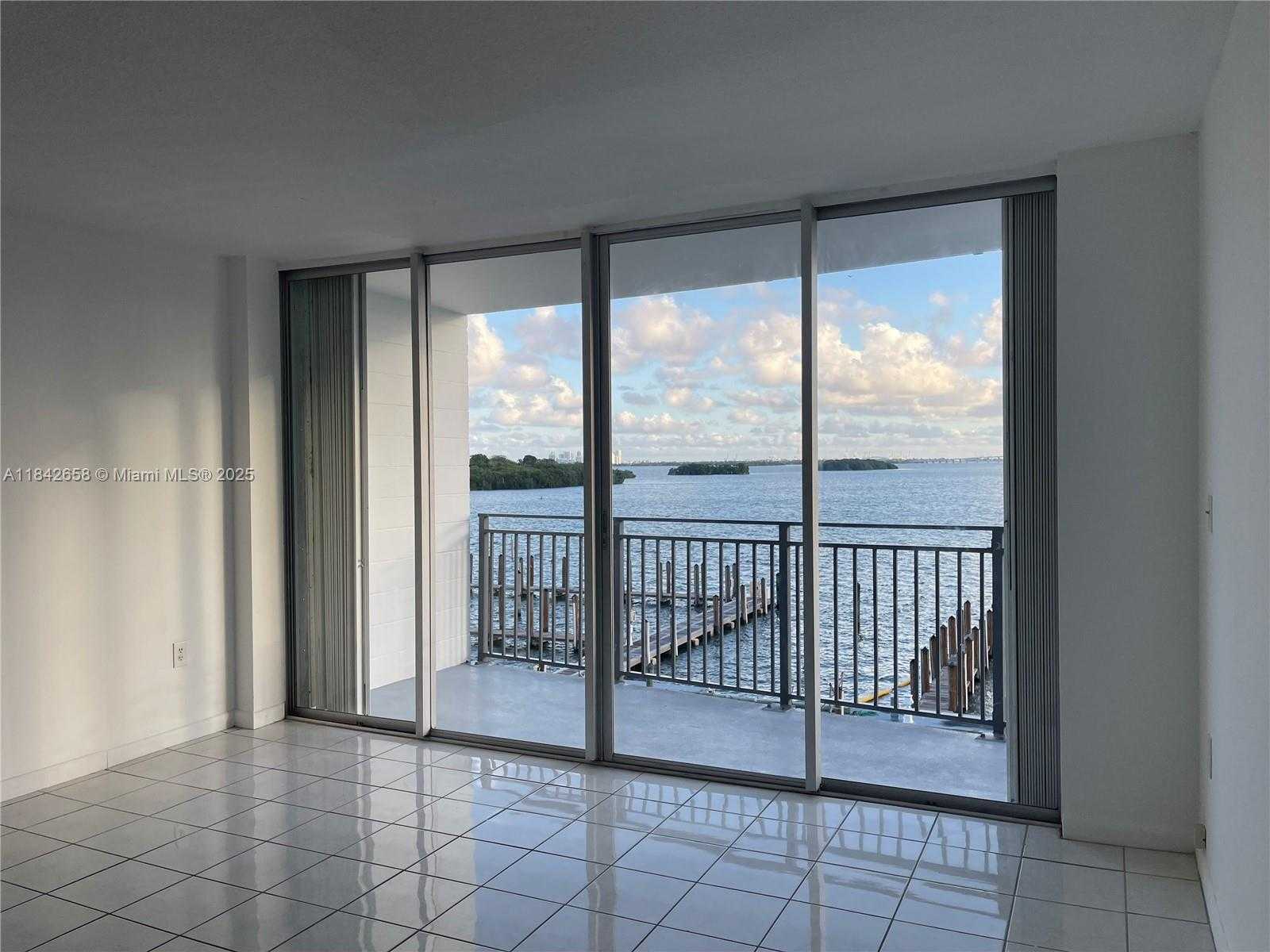 Small Image of 770 NORTH EAST 69TH ST #4H, Miami Number 12
