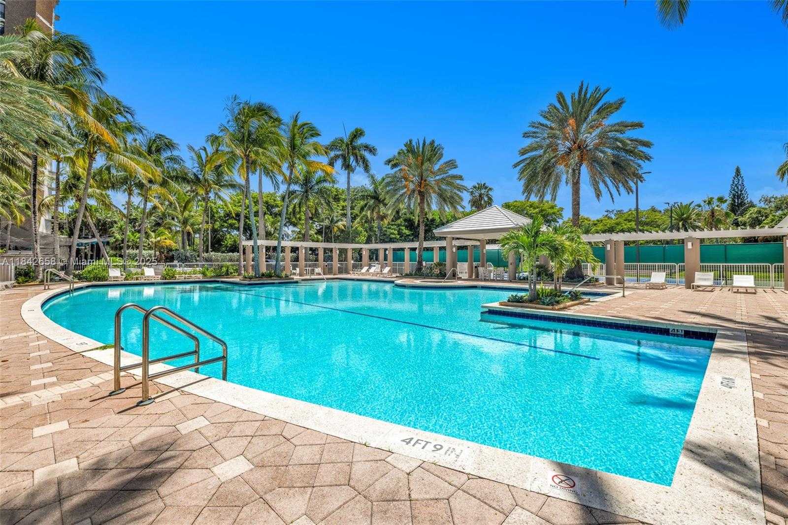 Small Image of 770 NORTH EAST 69TH ST #4H, Miami Number 17