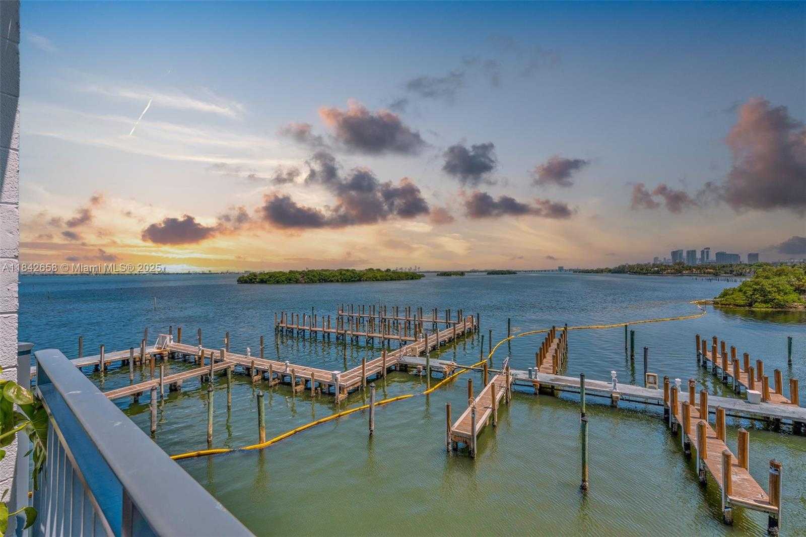 Small Image of 770 NORTH EAST 69TH ST #4H, Miami Number 3