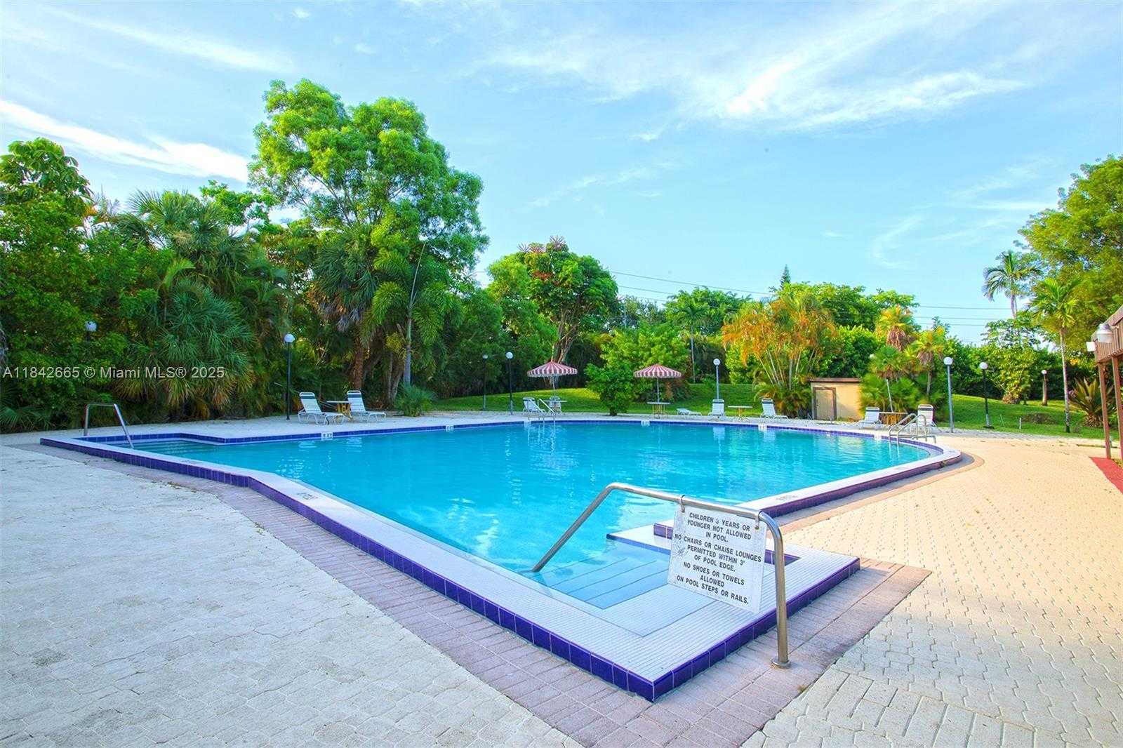 Small Image of 7300 NORTH WEST 17TH ST #416, Plantation Number 32