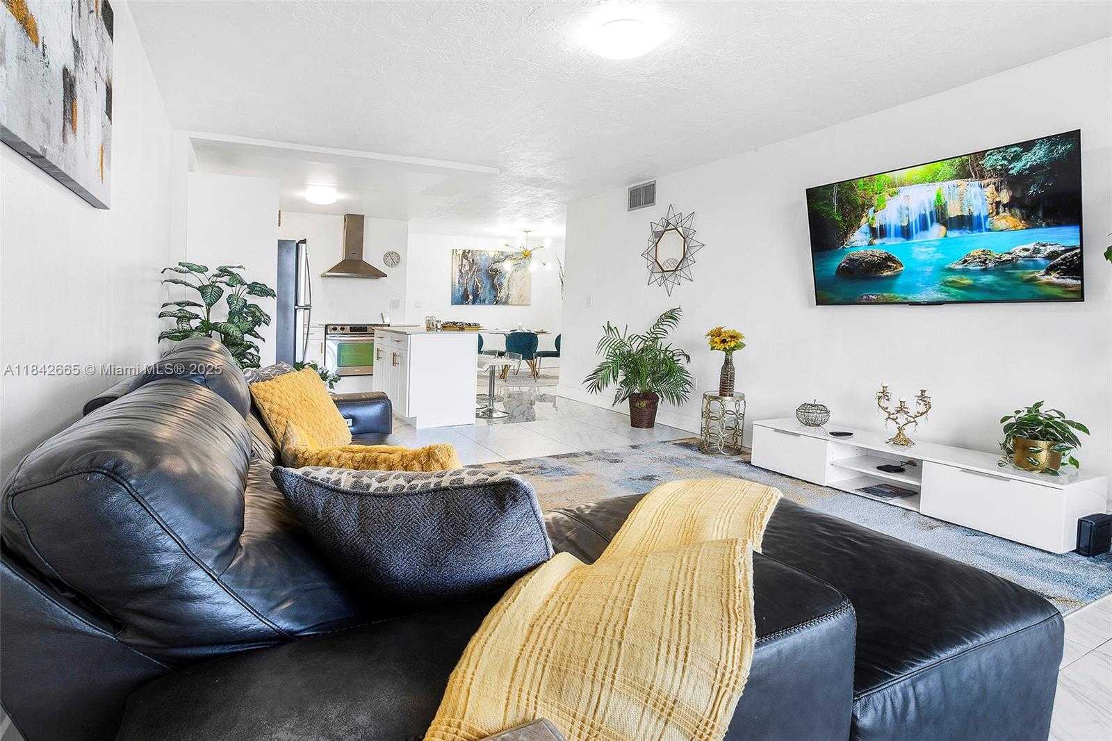 Small Image of 7300 NORTH WEST 17TH ST #416, Plantation Number 5