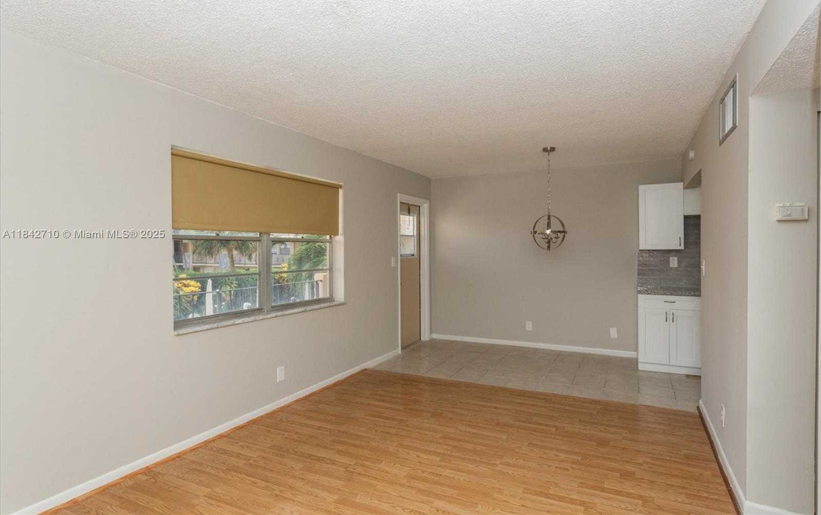 Small Image of 2145 PIERCE ST #218, Hollywood Number 12