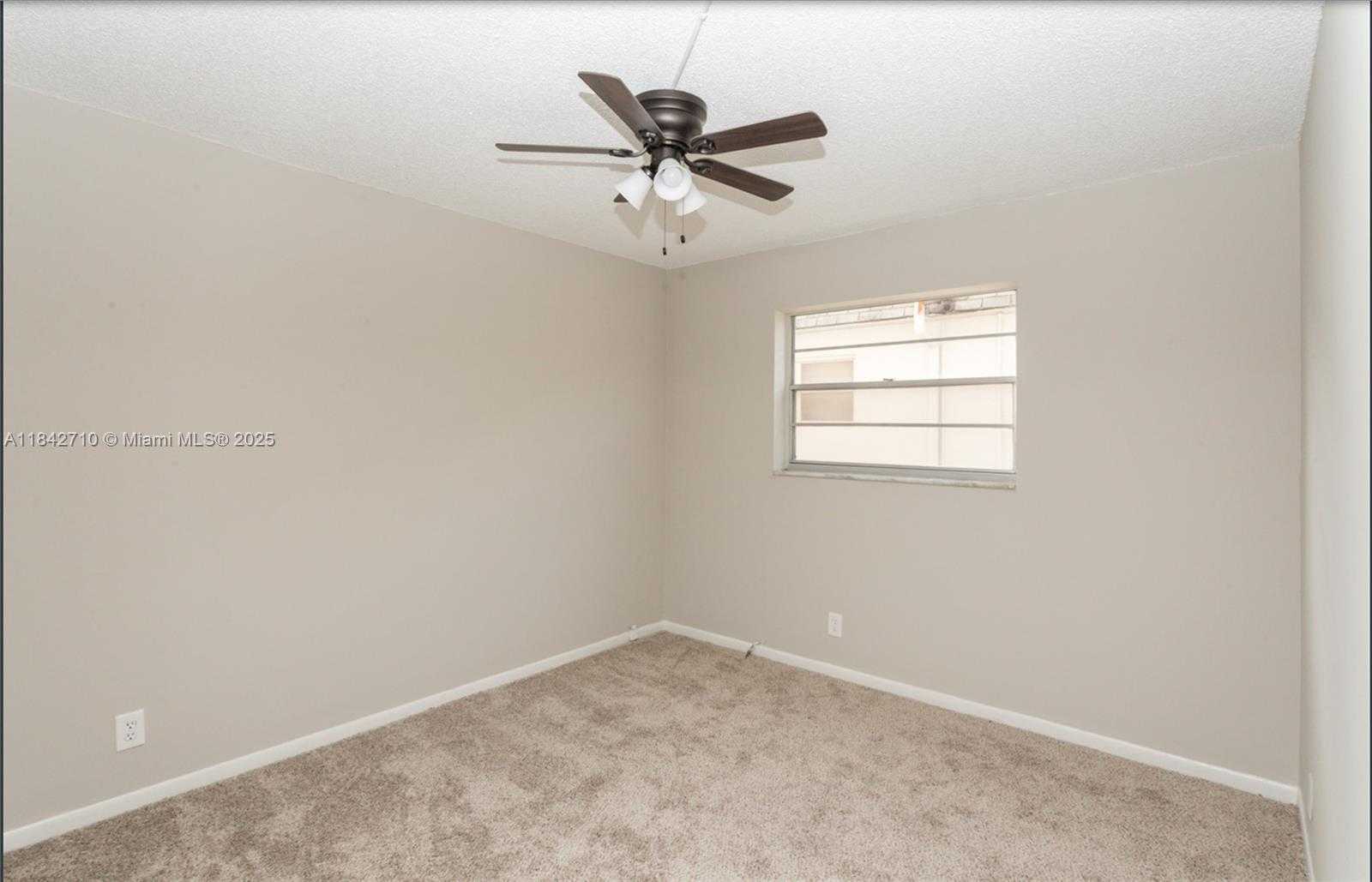 Small Image of 2145 PIERCE ST #218, Hollywood Number 13