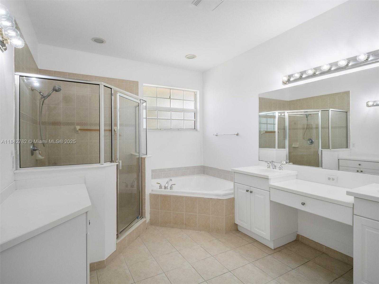 Small Image of 43 LANCASTER RD, Boynton Beach Number 15