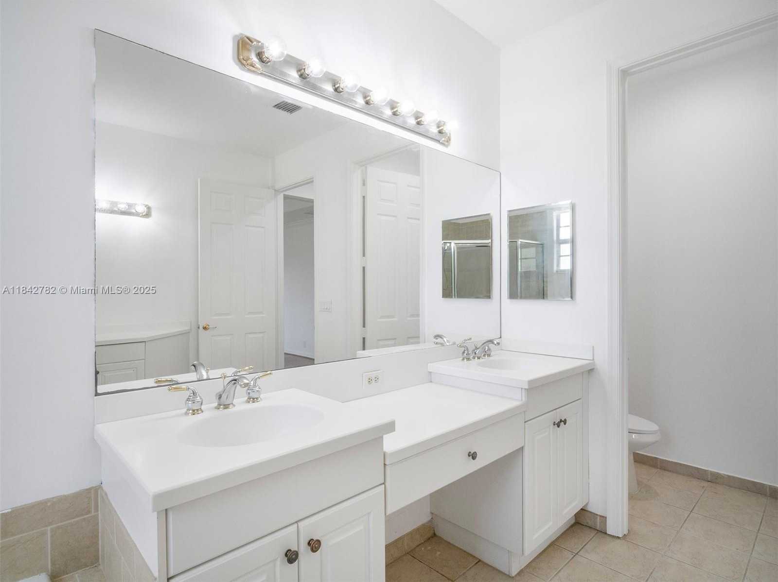 Small Image of 43 LANCASTER RD, Boynton Beach Number 16