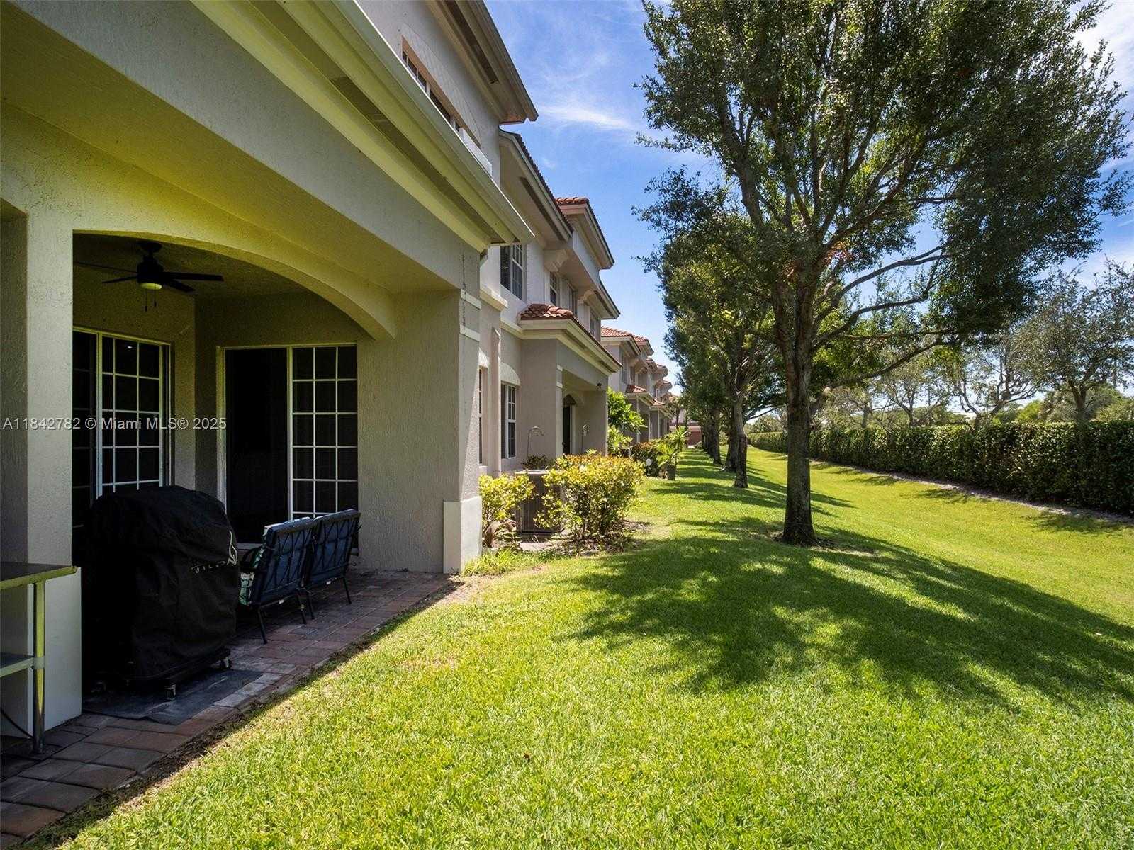 Small Image of 43 LANCASTER RD, Boynton Beach Number 26