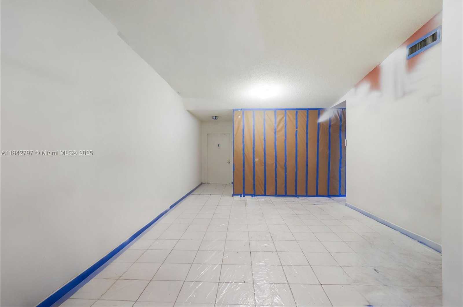 Small Image of 13805 SOUTH WEST 52ND ST, Miami Number 3