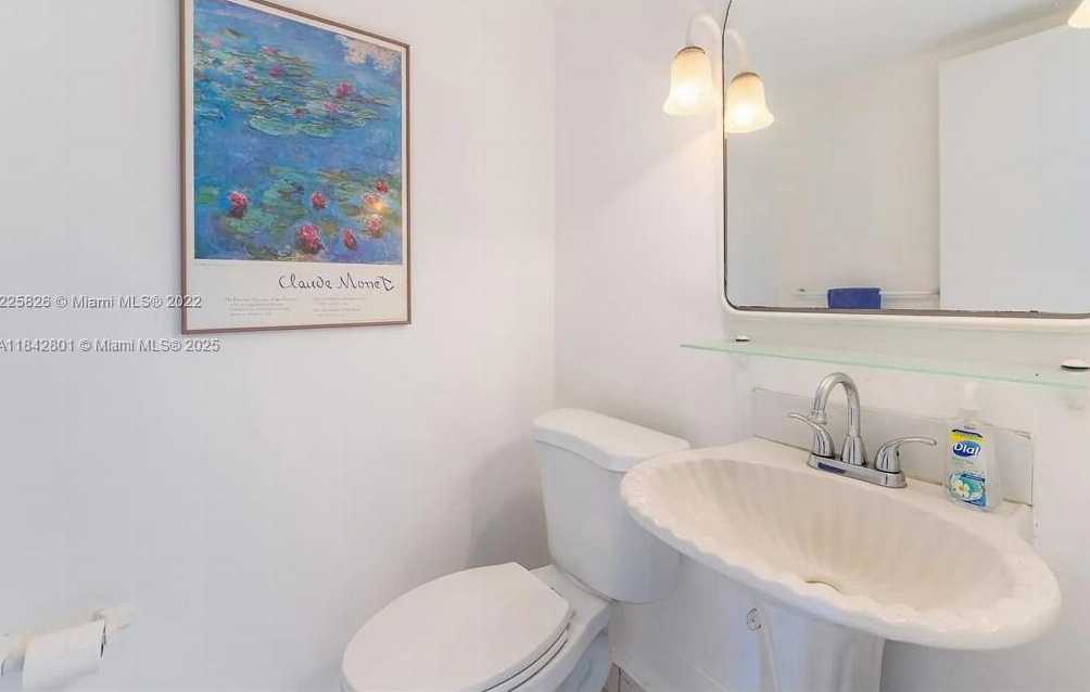 Small Image of 6969 COLLINS AVE #1105, Miami Beach Number 12