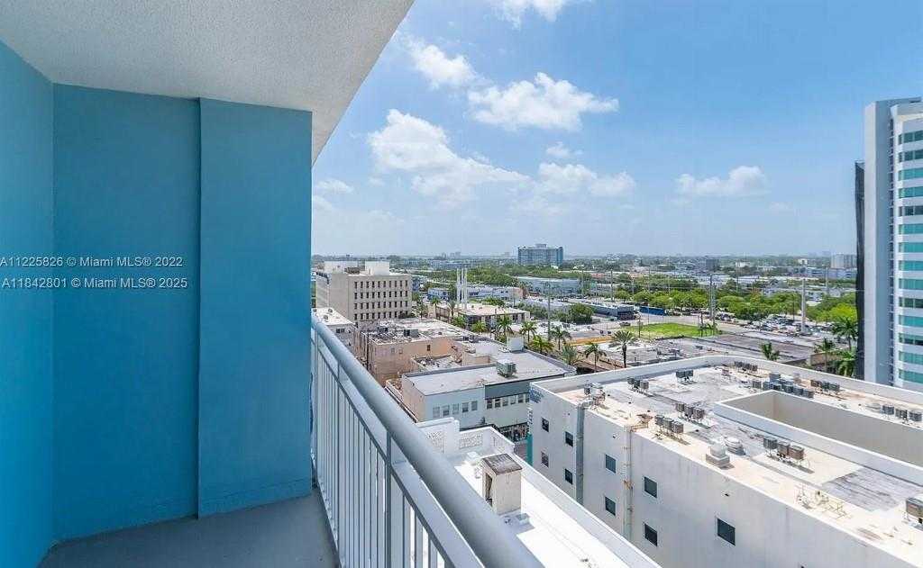 Small Image of 6969 COLLINS AVE #1105, Miami Beach Number 2