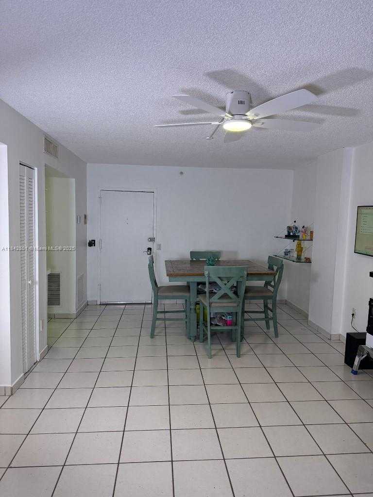 Small Image of 6969 COLLINS AVE #1105, Miami Beach Number 3