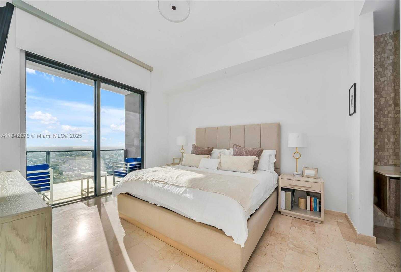 Small Image of 88 SOUTH WEST 7TH ST #4004, Miami Number 10