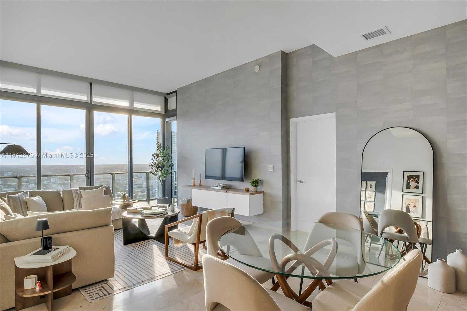 Small Image of 88 SOUTH WEST 7TH ST #4004, Miami Number 2