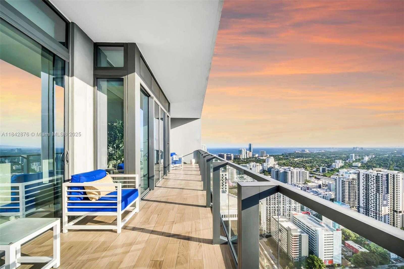 Small Image of 88 SOUTH WEST 7TH ST #4004, Miami Number 23