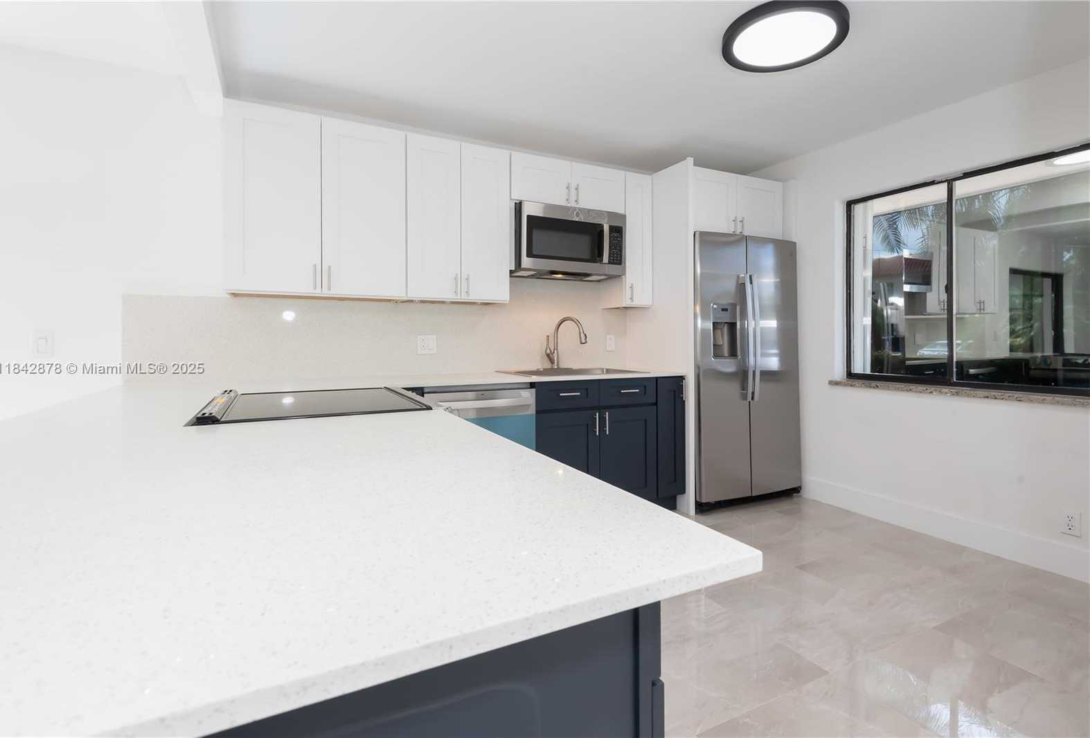 Small Image of 16461 BLATT BLVD #104, Weston Number 12