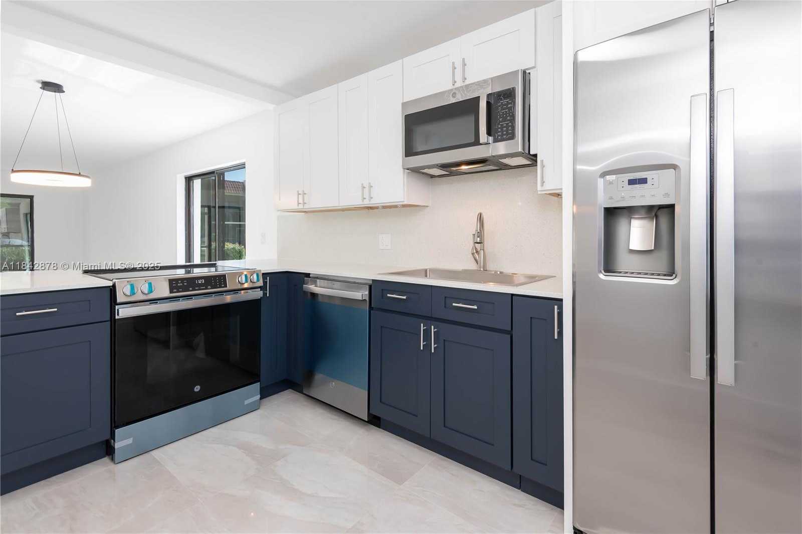 Small Image of 16461 BLATT BLVD #104, Weston Number 13