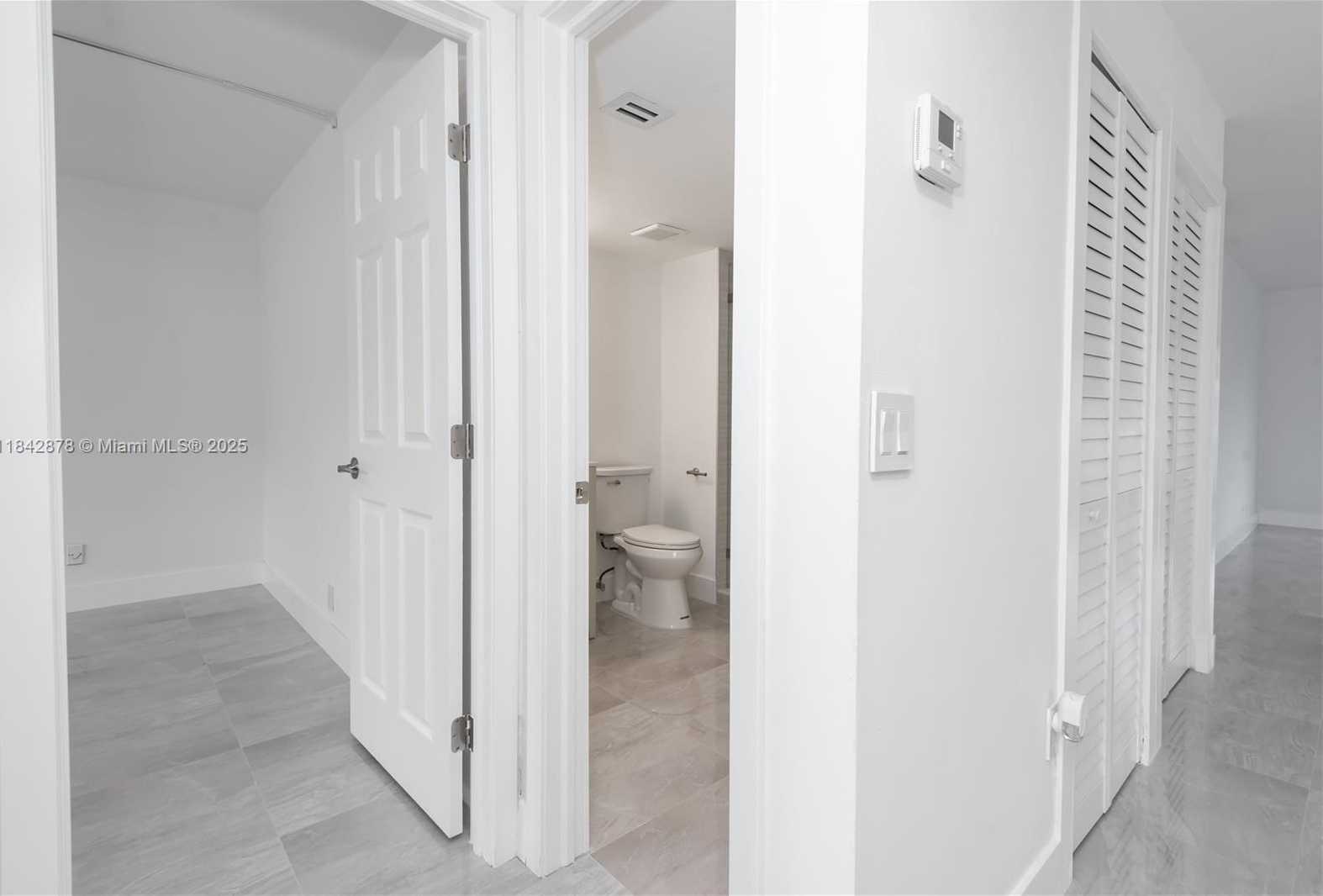 Small Image of 16461 BLATT BLVD #104, Weston Number 15