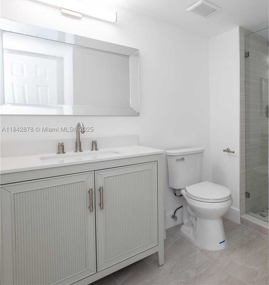 Small Image of 16461 BLATT BLVD #104, Weston Number 16