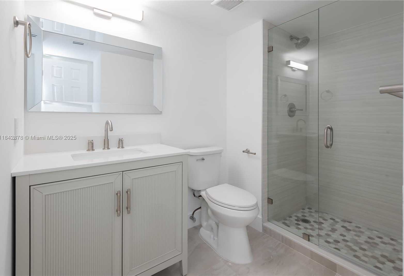 Small Image of 16461 BLATT BLVD #104, Weston Number 18