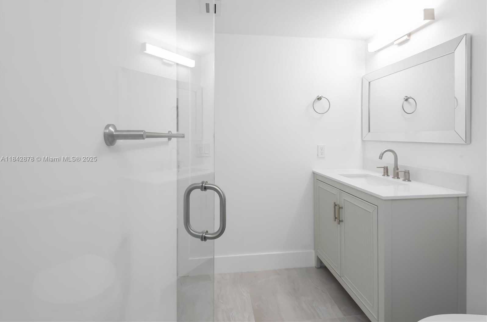 Small Image of 16461 BLATT BLVD #104, Weston Number 19